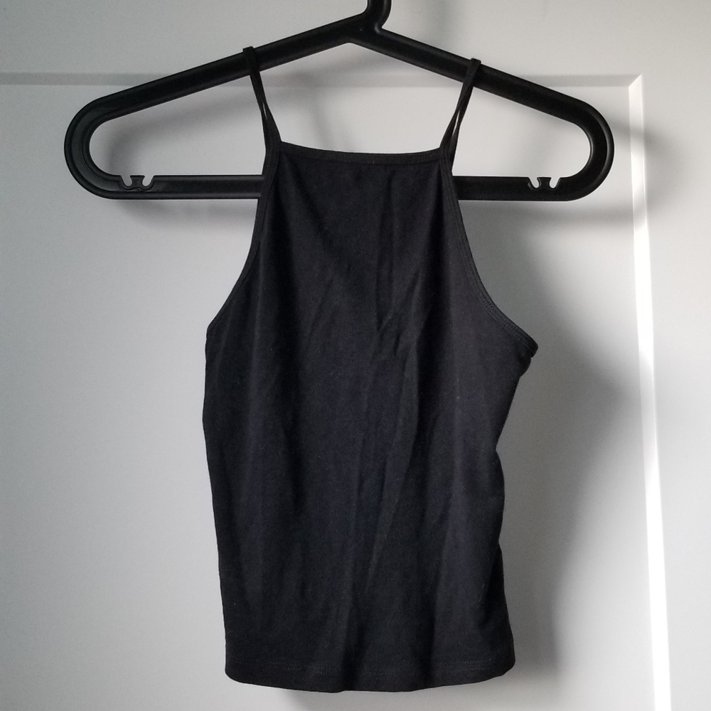 Garage Black Tank
